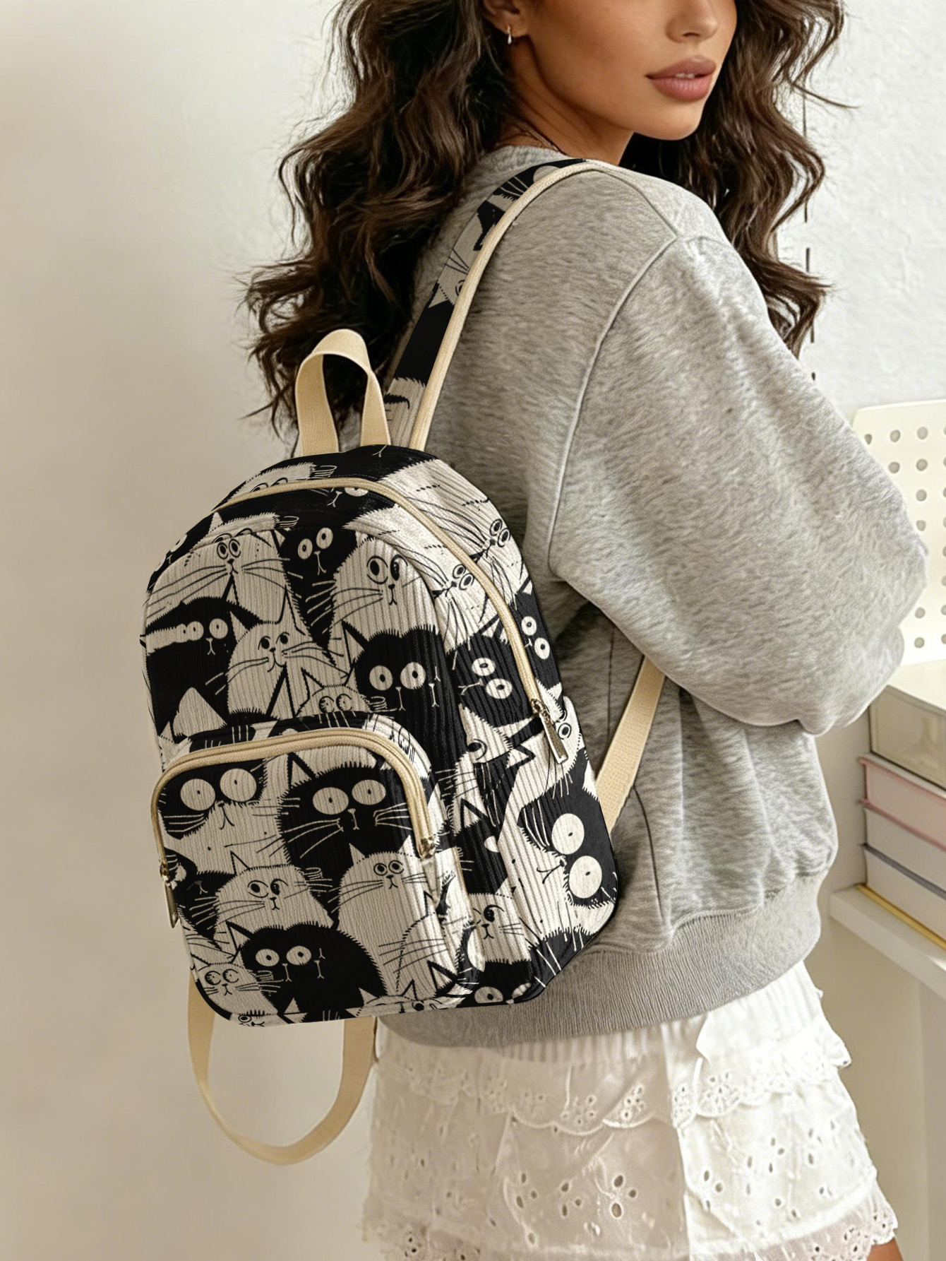 Women Bags White - Black & White Cartoon Cats Allover