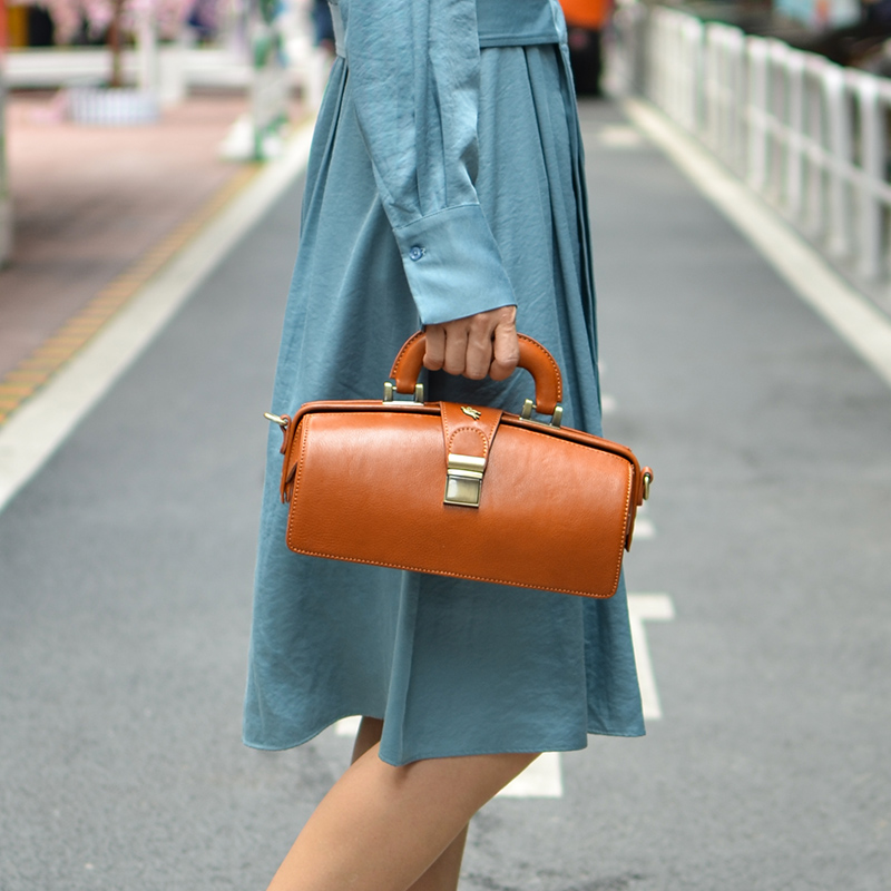 Leather women bag handmade doc - Doctor Bag Leather recension och pris