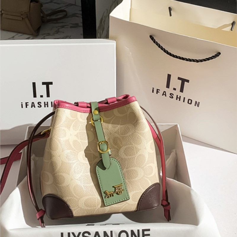 Light luxury women's handbag,  - Women Bags Coach recension och pris