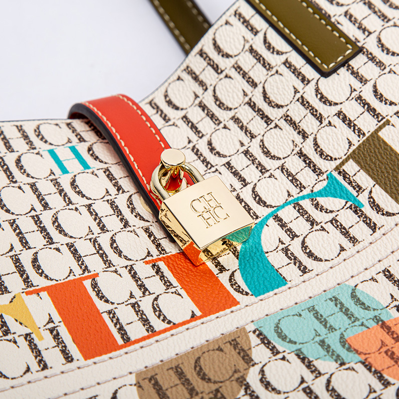 Women's Work 2024 Seasons New  - Women Bags Coach recension och pris